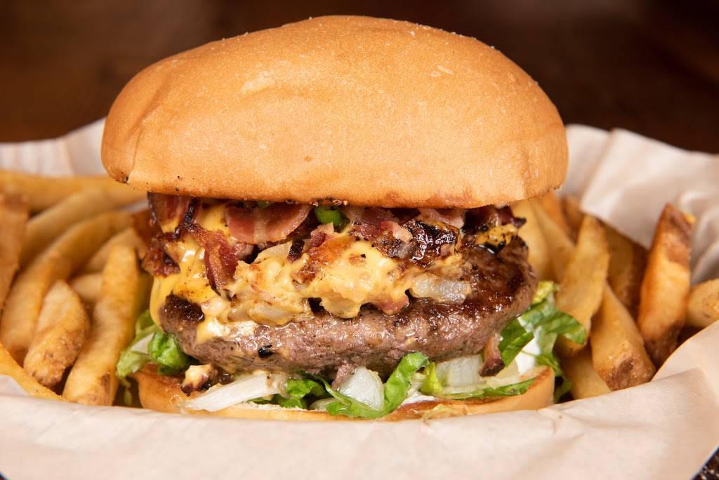 Sweet Peas Public House | restaurant | 472 South Snelling Ave S, St Paul, MN 55105, USA | 6516980100 OR +1 651-698-0100