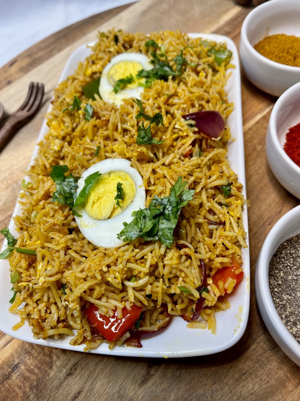 Egg N Curry | restaurant | 7128 Albemarle Rd, Charlotte, NC 28227, USA | 7049007411 OR +1 704-900-7411