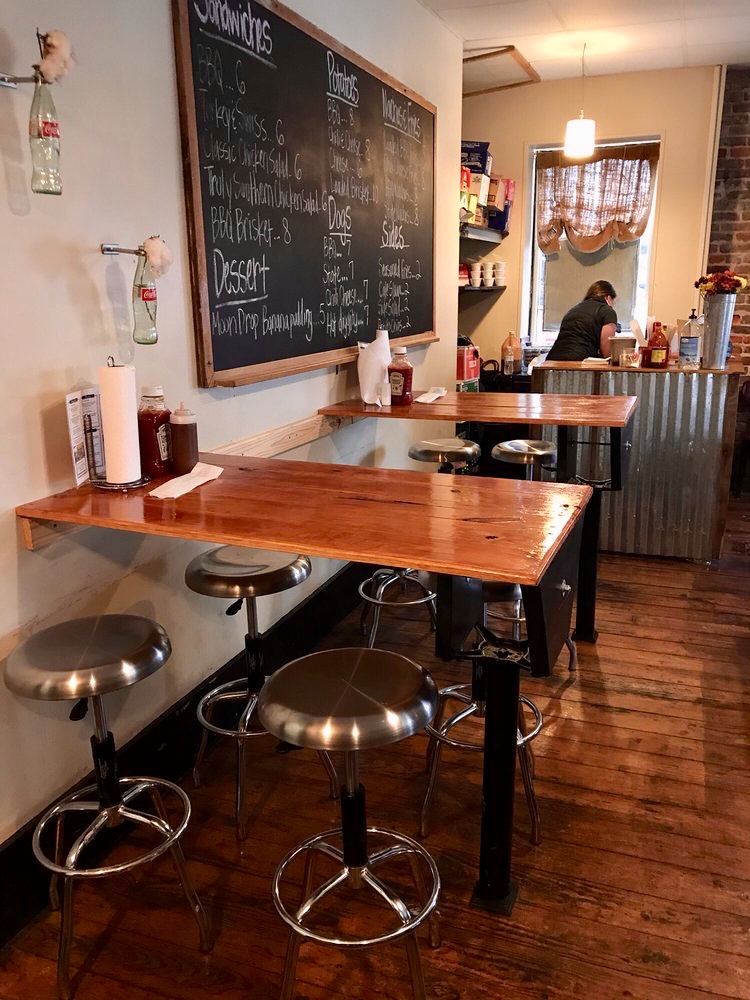 Cotton State BBQ | restaurant | 101 N Conception St, Mobile, AL 36602, USA | 2515454682 OR +1 251-545-4682