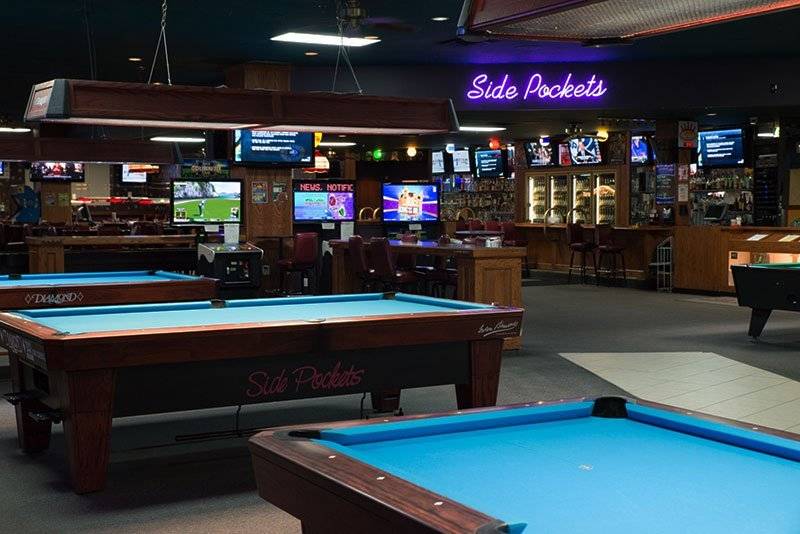 Side Pockets - North | restaurant | 600 NW Englewood Rd, Kansas City, MO 64118, USA | 8164559900 OR +1 816-455-9900