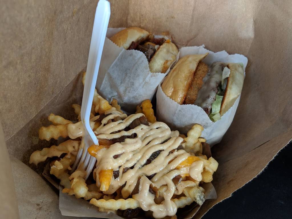 Chubbies Burgers | restaurant | 960 Auahi St, Honolulu, HI 96814, USA | 8082917867 OR +1 808-291-7867