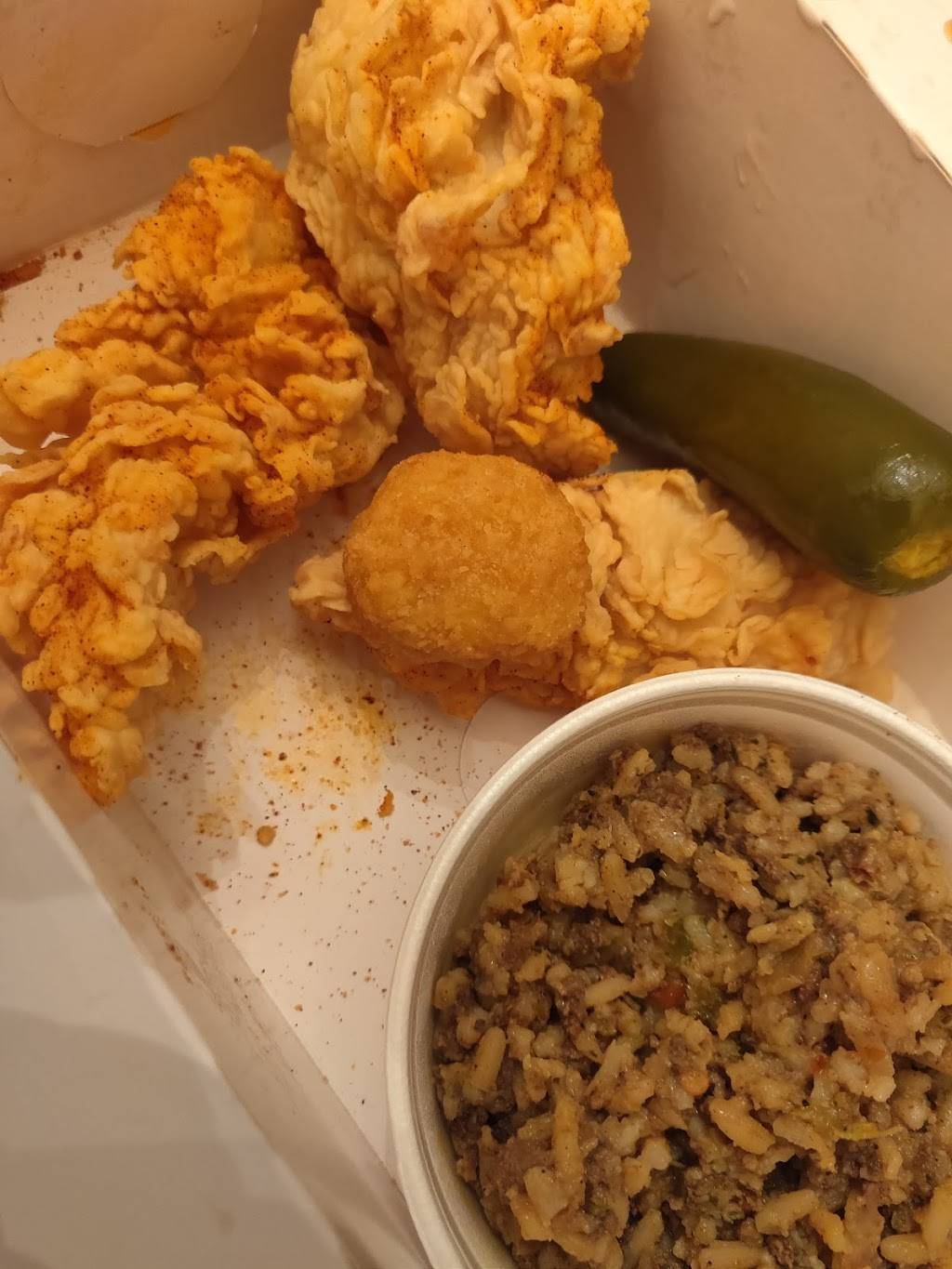 Golden Chick | meal takeaway | 1500 S 18th St, Waco, TX 76706, USA | 2543017102 OR +1 254-301-7102