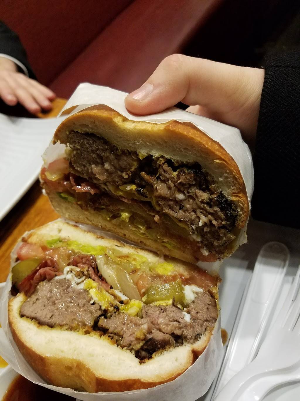 Crisp | restaurant | 3004 Avenue L, Brooklyn, NY 11210, USA | 7187584785 OR +1 718-758-4785