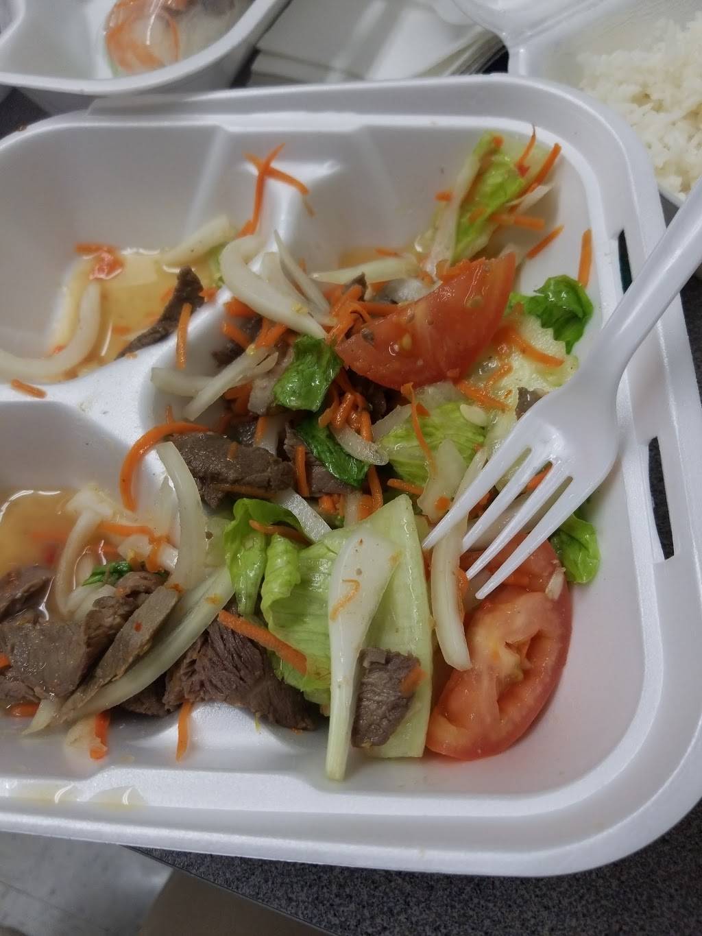 Geangs Restaurant | restaurant | 126 N Main St, Spring Lake, NC 28390, USA | 9109603209 OR +1 910-960-3209