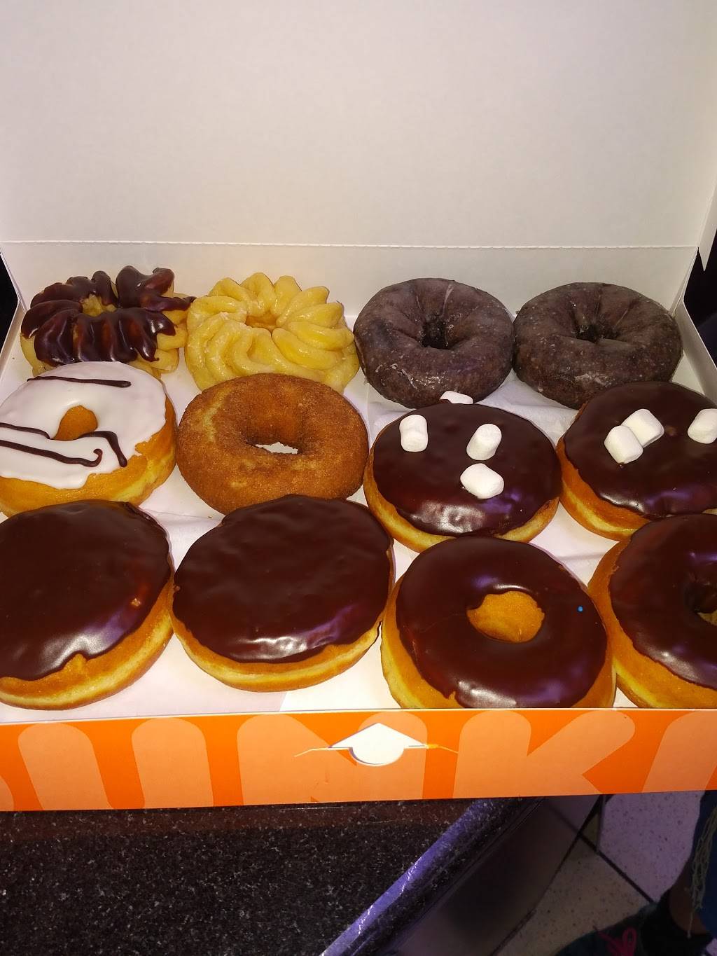 Dunkin Donuts | cafe | 3132 W Devon Ave, Chicago, IL 60659, USA | 7732624561 OR +1 773-262-4561