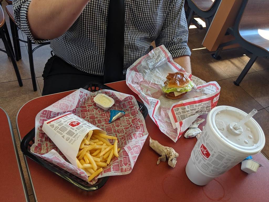 Jack in the Box | restaurant | 6351 N 7th St, Phoenix, AZ 85014, USA | 6022411433 OR +1 602-241-1433