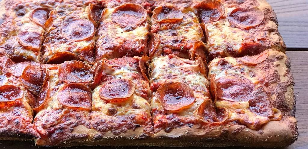 The Pizza U | restaurant | 207 s Waukegan Rd, Lake Bluff, IL 60044, USA | 2245445105 OR +1 224-544-5105