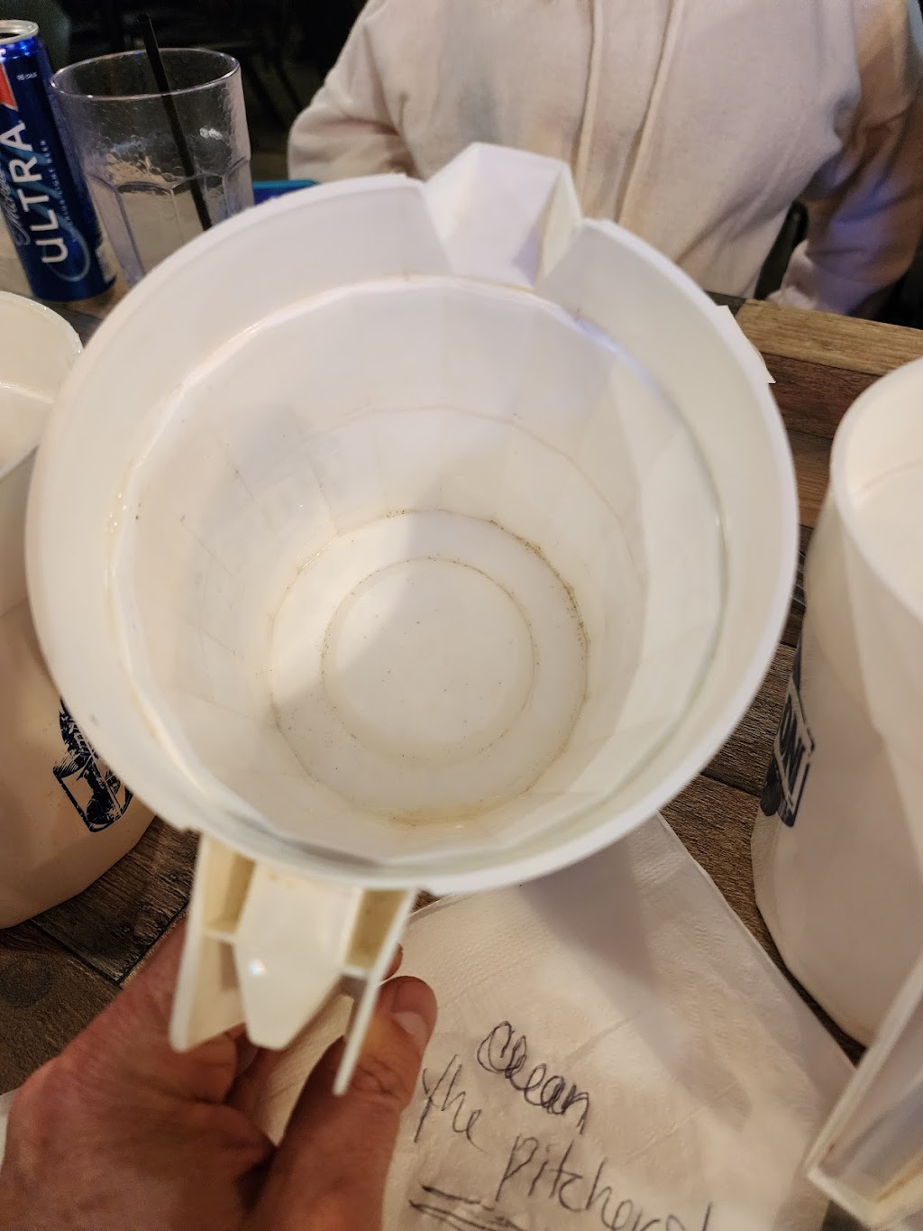 Catfish Charlie’s Restaurant & Lounge | restaurant | 6909 MO-224, Wellington, MO 64097, USA | 8162400006 OR +1 816-240-0006