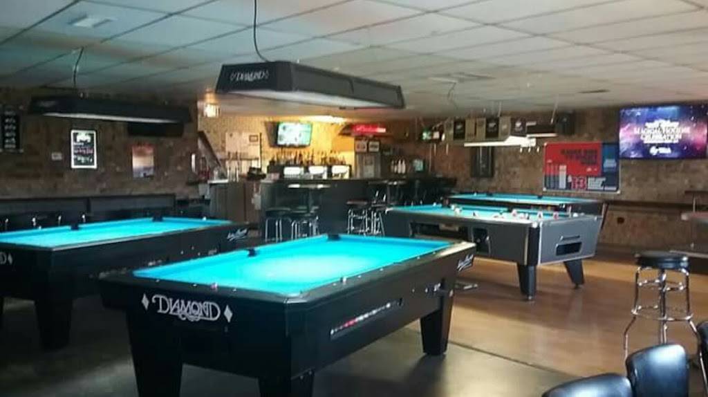 Los Sierras Bar | restaurant | 6762 Lowell Blvd, Denver, CO 80221, USA | 3036575920 OR +1 303-657-5920