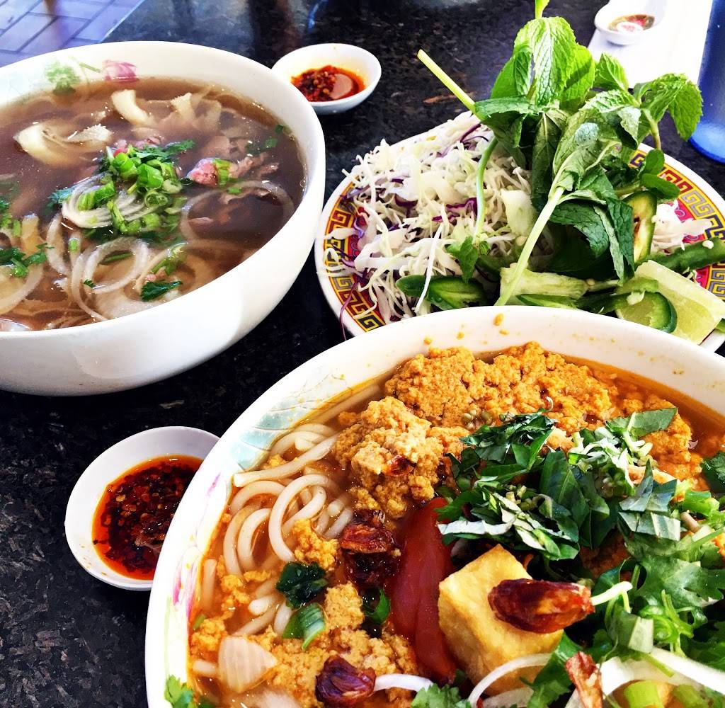 Pho Kim Long | restaurant | 2082 N Capitol Ave, San Jose, CA 95132, USA | 4089462181 OR +1 408-946-2181