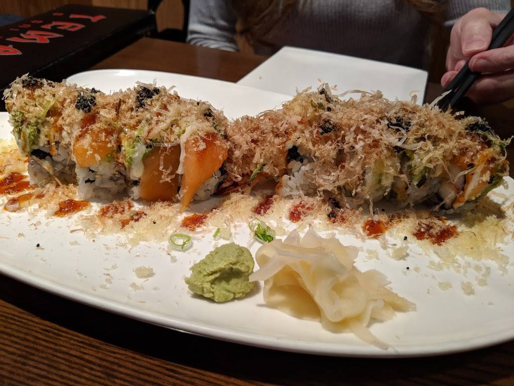 Temaki Sushi Bar | restaurant | 19 S Olive St, Media, PA 19063, USA | 6105665363 OR +1 610-566-5363
