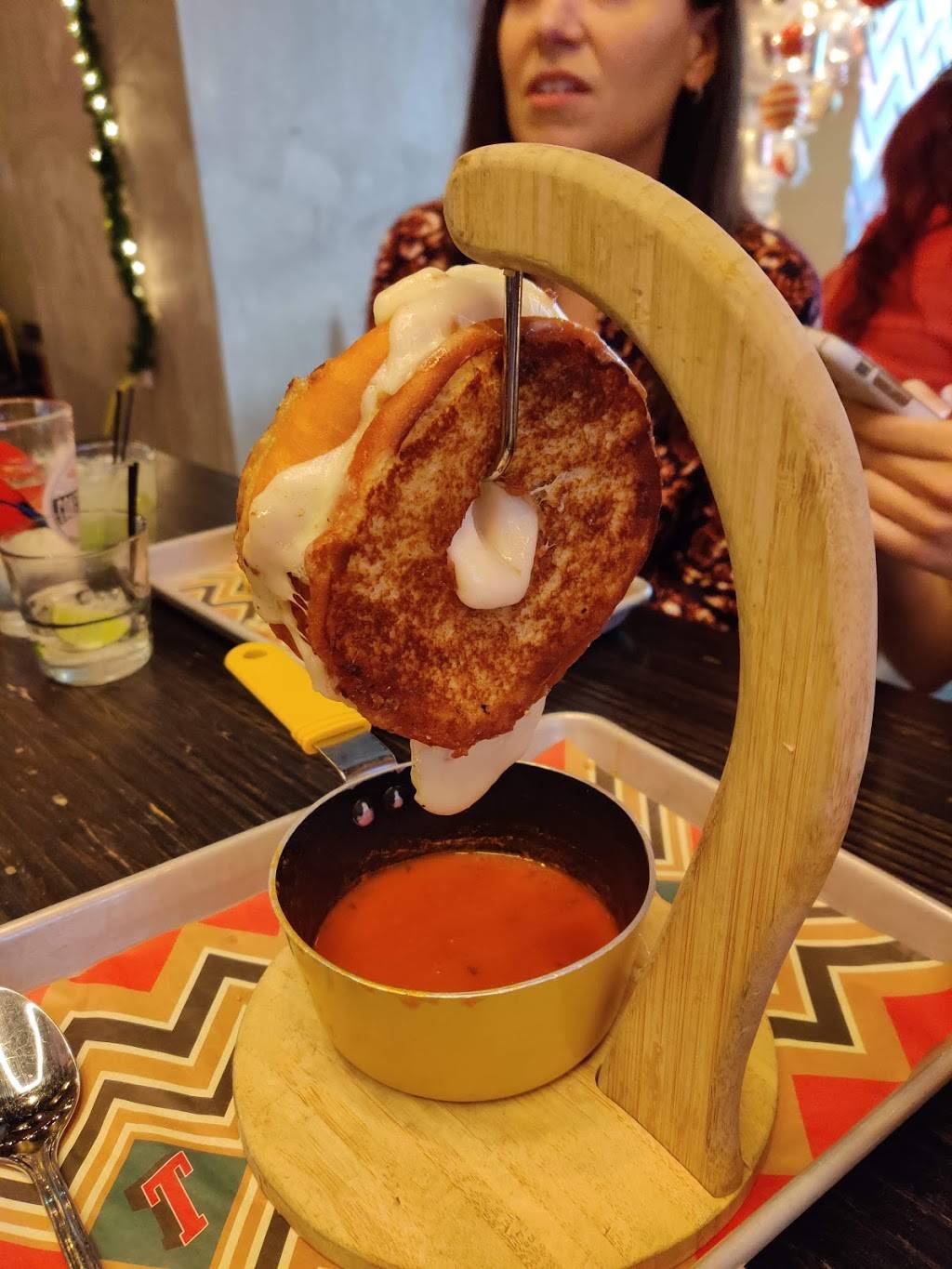 Clinton Hall | restaurant | 16 W 36th St, New York, NY 10018, USA | 2126950036 OR +1 212-695-0036