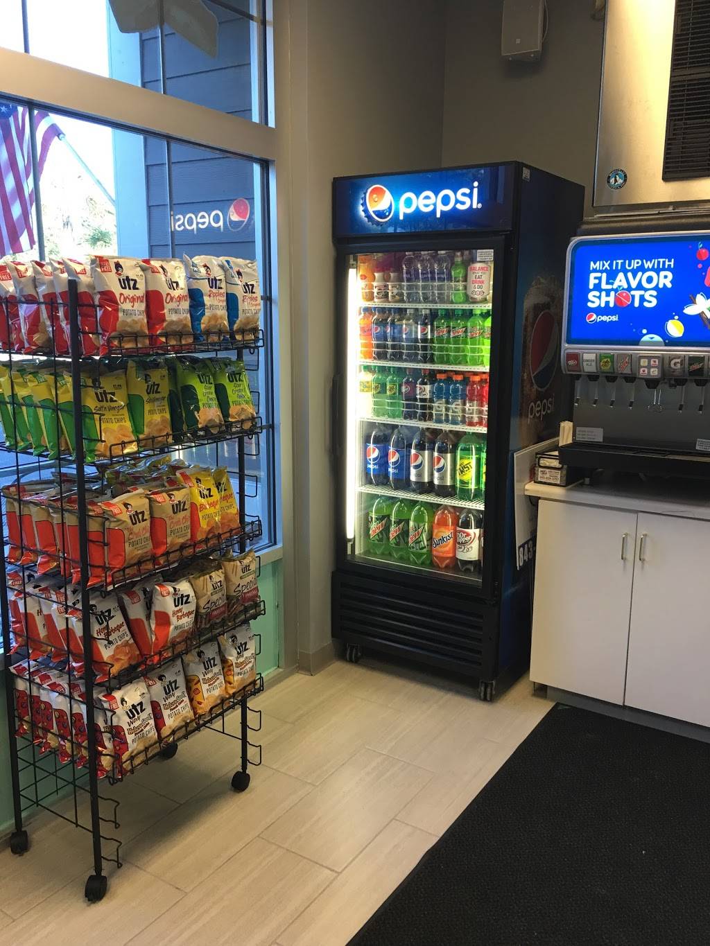 GAMBINOS PIZZERIA | restaurant | 1600 Farrow Pkwy, Myrtle Beach, SC 29577, USA | 8438395756 OR +1 843-839-5756