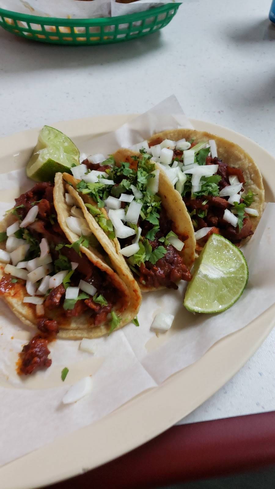 Pizzeria Y Taqueria Arellanos | restaurant | 6006 W 26th St, Cicero, IL 60804, USA | 7086522120 OR +1 708-652-2120