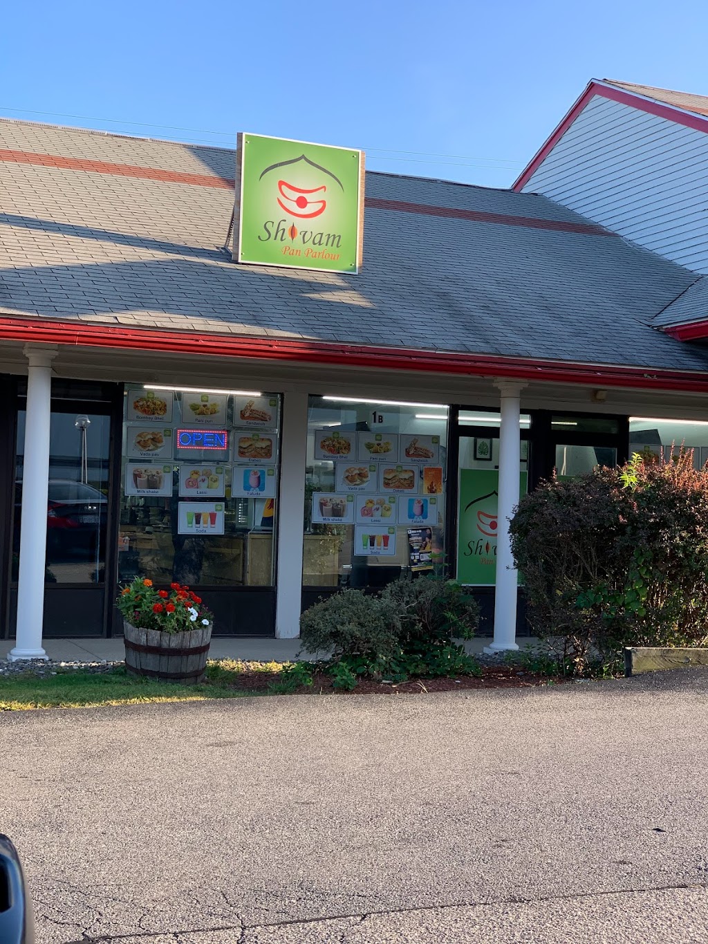 Shivam pan parlour and Fast food | restaurant | 295 Daniel Webster Hwy unit 1B, Nashua, NH 03060, USA | 6177687492 OR +1 617-768-7492