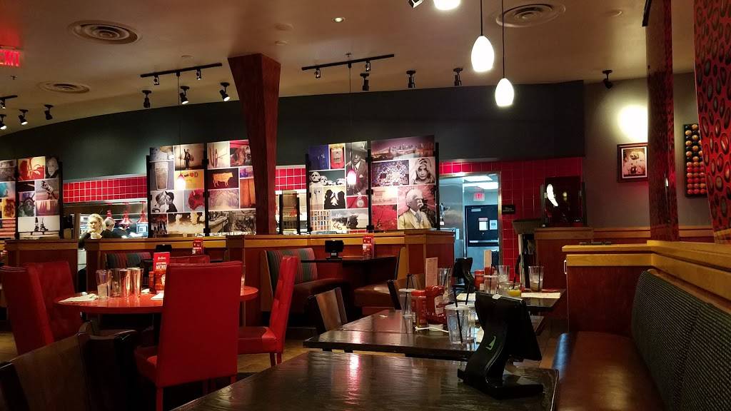 Red Robin Gourmet Burgers and Brews | restaurant | 26522 Towne Centre Dr, Foothill Ranch, CA 92610, USA | 9492978200 OR +1 949-297-8200