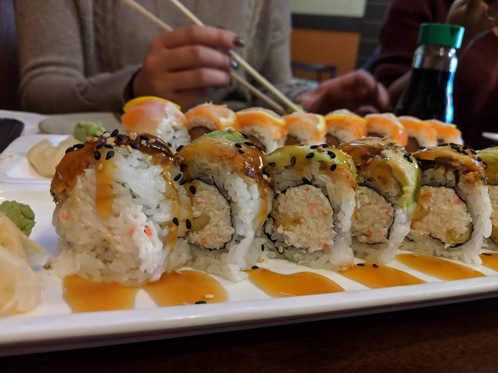 Satomi Sushi | restaurant | 5026 Mowry Ave, Fremont, CA 94538, USA | 5105050360 OR +1 510-505-0360