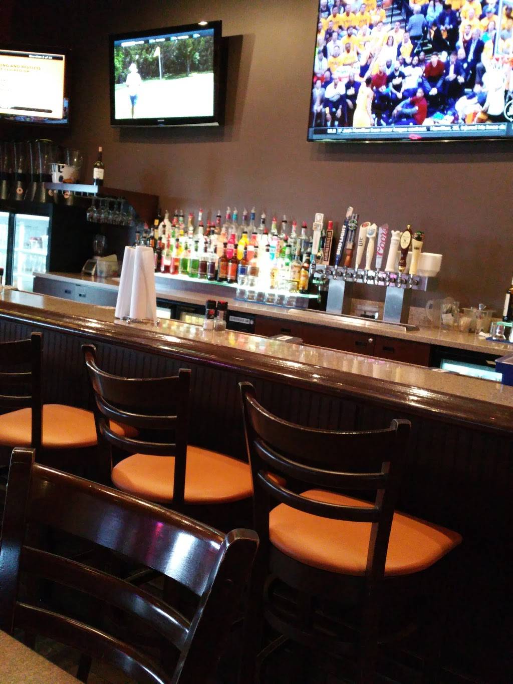 Buffalo Wings & Rings | restaurant | 1910 Hospitality Drive, Jasper, IN 47546, USA | 8124829464 OR +1 812-482-9464