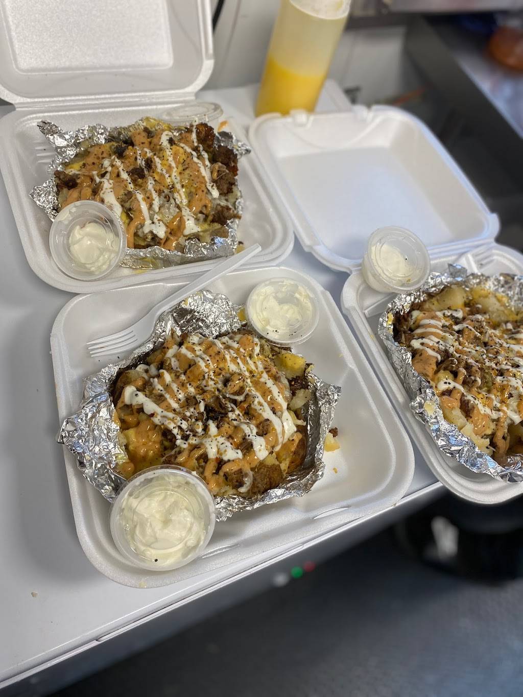 Sugaboats | restaurant | 1222 Rosa L Parks Blvd, Nashville, TN 37208, USA | 7312179198 OR +1 731-217-9198