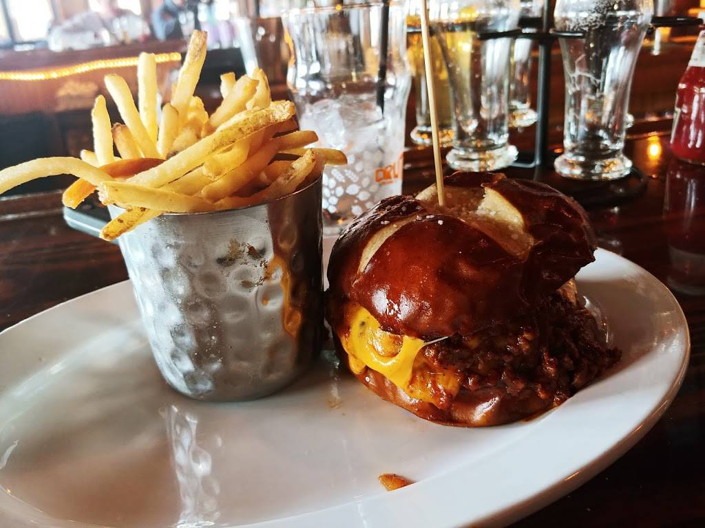 Druthers Brewing Company | restaurant | 1053 Broadway, Albany, NY 12204, USA | 5186507996 OR +1 518-650-7996