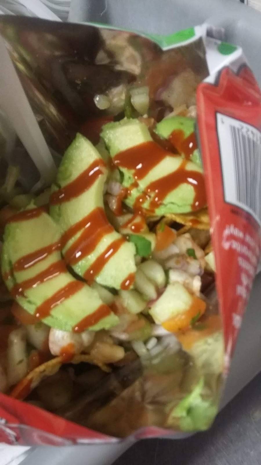 Sinaloense Antojitos Y Mas | restaurant | 515 N 35th Ave, Phoenix, AZ 85009, USA | 6022331080 OR +1 602-233-1080