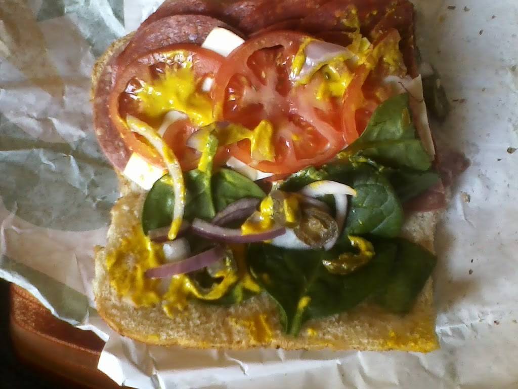 Subway | restaurant | 94 North Main Street Unit B, Beacon Falls, CT 06403, USA | 2037202840 OR +1 203-720-2840