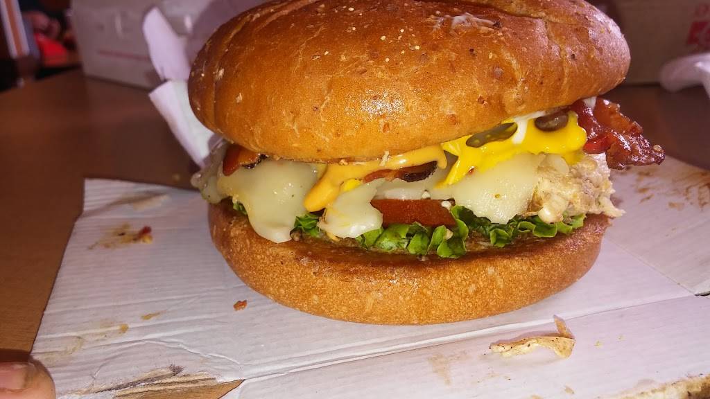 Chick-fil-A | restaurant | 528 18th Ave N, Columbus, MS 39705, USA | 6623295979 OR +1 662-329-5979