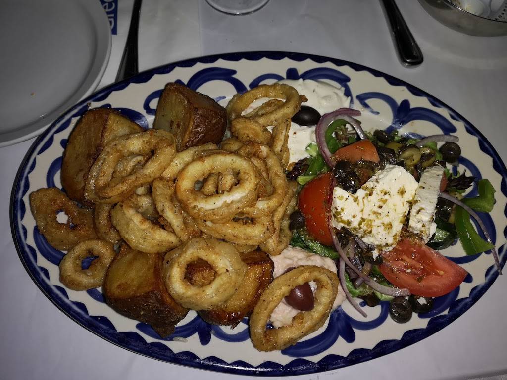 Chez Gréco | restaurant | 2960 Boulevard Laurier, Québec, QC G1V 4S1, Canada | 4186520319 OR +1 418-652-0319