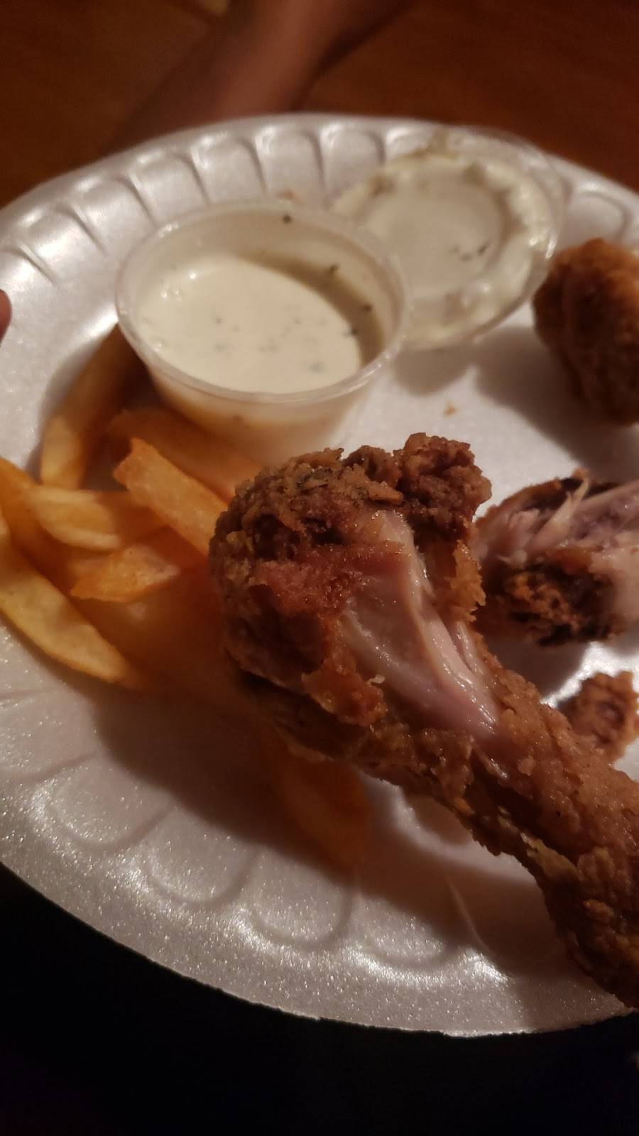 Captain JJ Fish & Chicken | restaurant | 450 Stateline Rd W, Southaven, MS 38671, USA | 6624699565 OR +1 662-469-9565