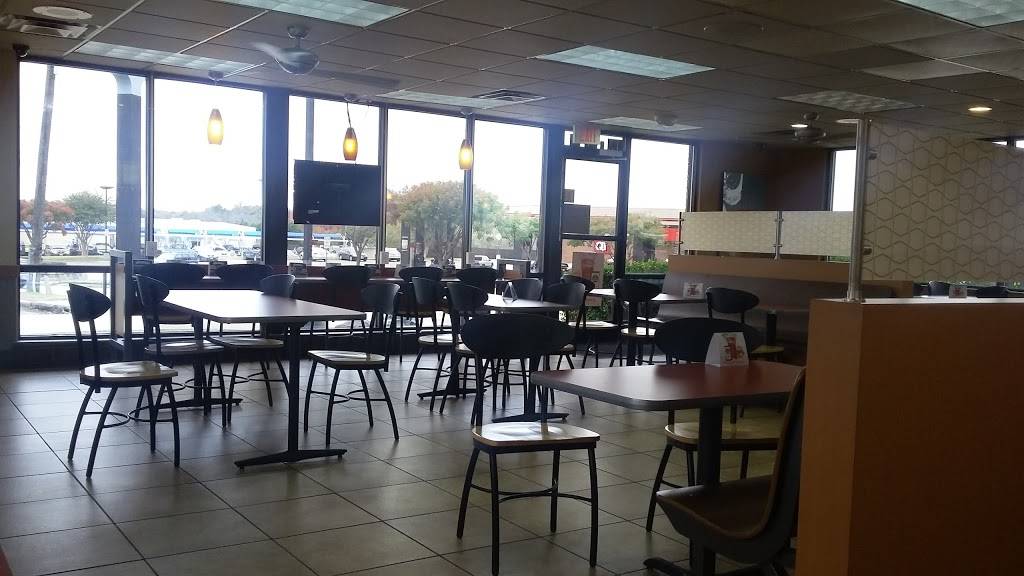 Jack in the Box | restaurant | 907 E Hwy 67, Duncanville, TX 75137, USA | 9727092757 OR +1 972-709-2757