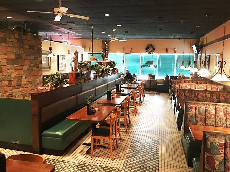 Giovannis Italian Restaurant & Pizzeria | restaurant | 4250 Alafaya Trail #132, Oviedo, FL 32765, USA | 4073595900 OR +1 407-359-5900