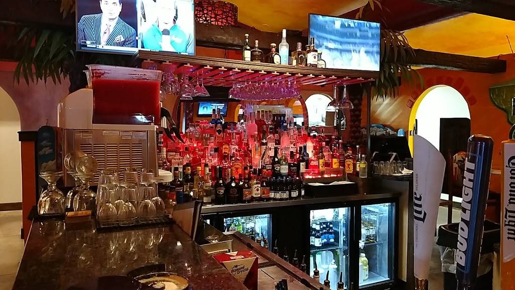 Los Tres Amigos Jackson | restaurant | 2046, 1111 N W Ave, Jackson, MI 49202, USA | 5177848400 OR +1 517-784-8400