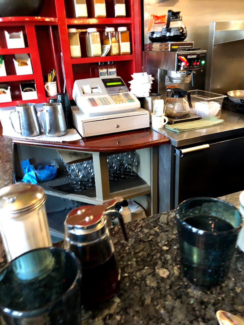 Black-Eyed Susans | restaurant | 10 India St, Nantucket, MA 02554, USA | 5083250308 OR +1 508-325-0308