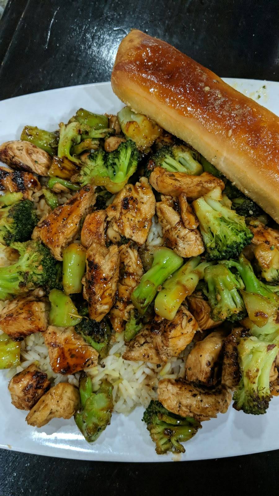 University Kitchen | restaurant | 2004 N Main St, High Point, NC 27262, USA | 3369915505 OR +1 336-991-5505