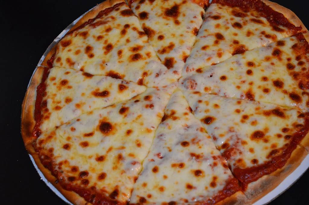 Seven Bar and Restaurant | night club | 400 E Randolph St, Chicago, IL 60601, USA | 3128569526 OR +1 312-856-9526