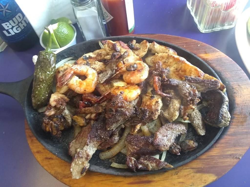 The King Seafood | restaurant | 5400, 3873 Mangum Rd, Houston, TX 77092, USA | 7136801864 OR +1 713-680-1864