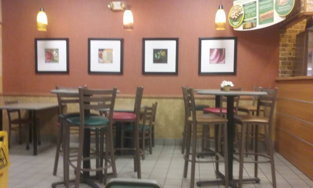 Subway | restaurant | 2808 Yadkin Rd, Chesapeake, VA 23323, USA | 7575588833 OR +1 757-558-8833