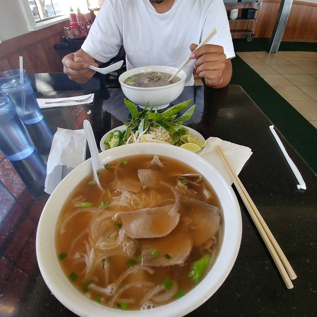 Pho Bac Hoa Viet Restaurant | restaurant | 7945 West Ln, Stockton, CA 95210, USA | 2094738704 OR +1 209-473-8704