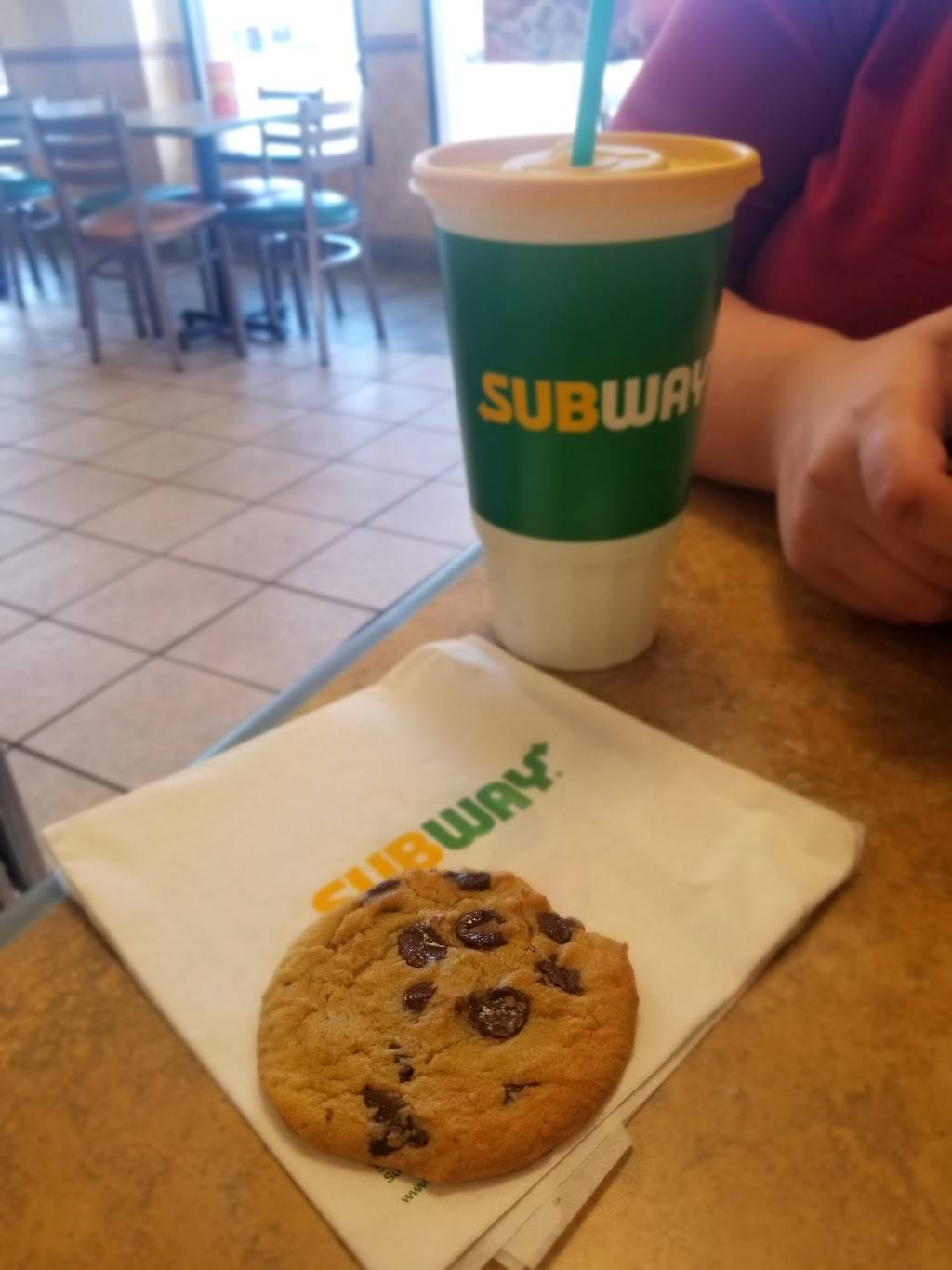 Subway Restaurants | restaurant | 3200 N High St, Columbus, OH 43202, USA | 6142677827 OR +1 614-267-7827