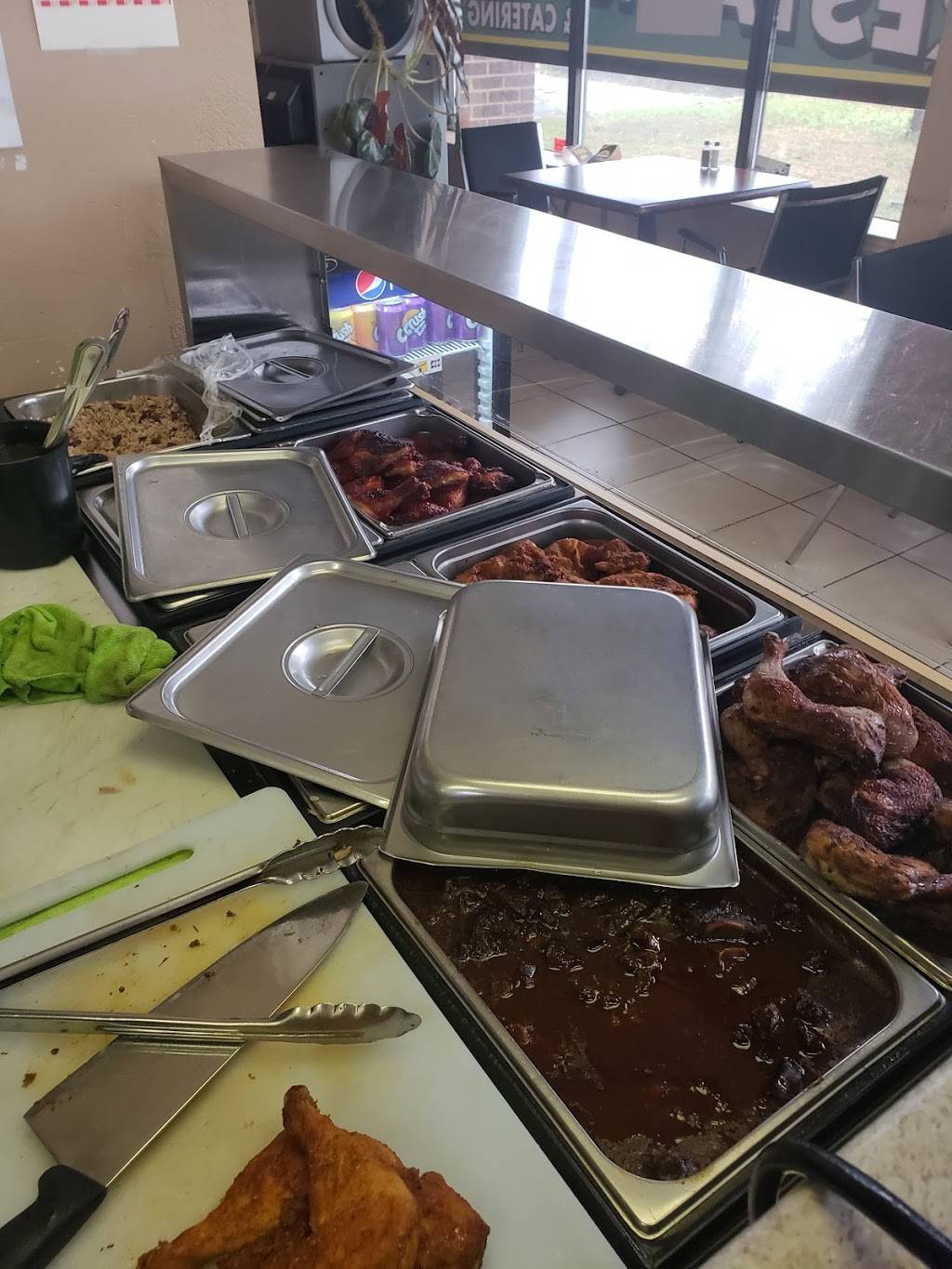 Hopeton Restaurant & Catering | restaurant | 6315 Netherhart Rd, Mississauga, ON L5T 1A2, Canada | 6472749532 OR +1 647-274-9532