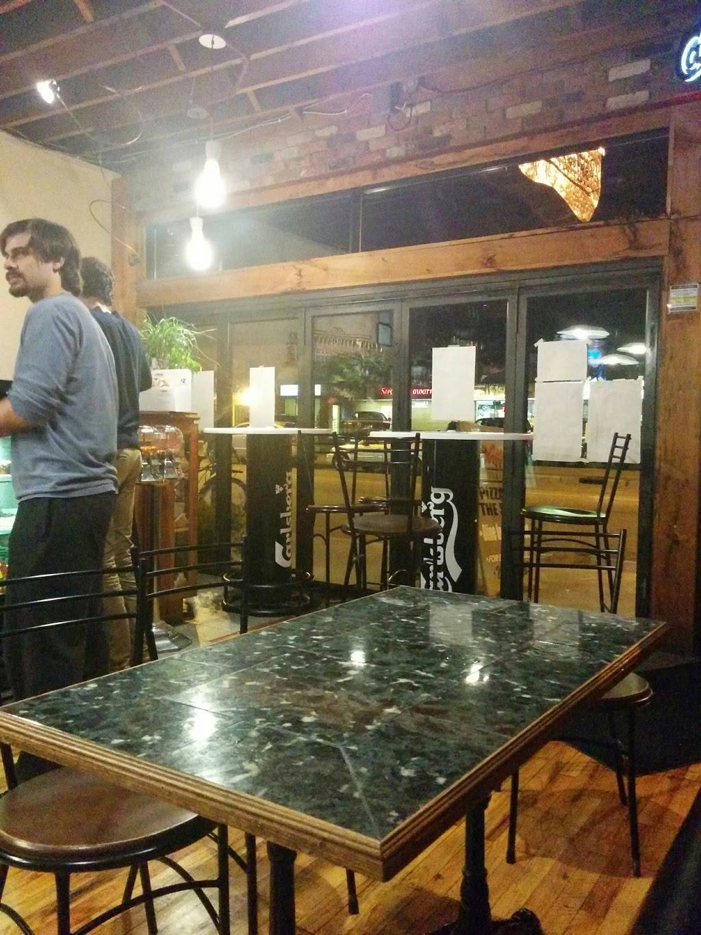 Sams Pizzeria & Cantina | meal delivery | 2215 Wyandotte St W, Windsor, ON N9B 1K2, Canada | 5192569011 OR +1 519-256-9011