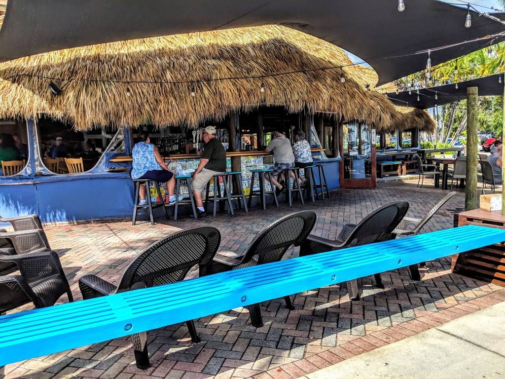 Cobbs Landing | restaurant | 4424, 200 N Indian River Dr, Fort Pierce, FL 34950, USA | 7724609014 OR +1 772-460-9014