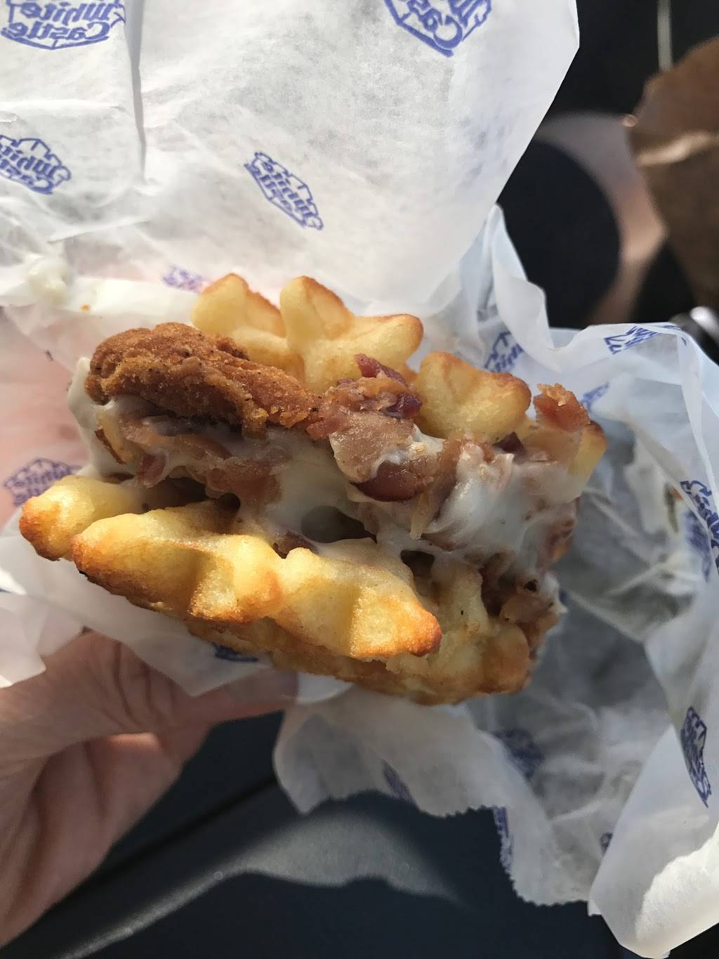 White Castle | restaurant | 4632 Calumet Ave, Hammond, IN 46327, USA | 2199373940 OR +1 219-937-3940