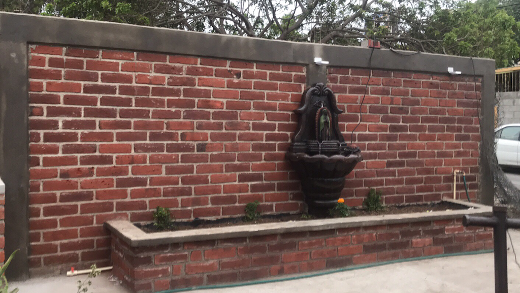 Casa Vargas | restaurant | Eucalipto 48, Zona Centro, 22710 Rosarito, B.C., Mexico | 016611071602 OR +52 661 107 1602