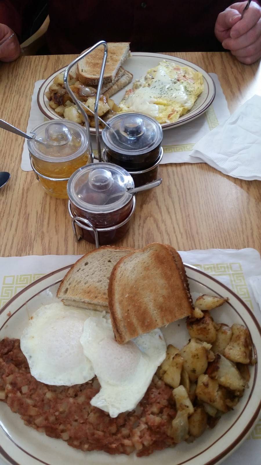 Good Mornings | restaurant | 44 Bridge St A, East Windsor, CT 06088, USA | 8606235056 OR +1 860-623-5056