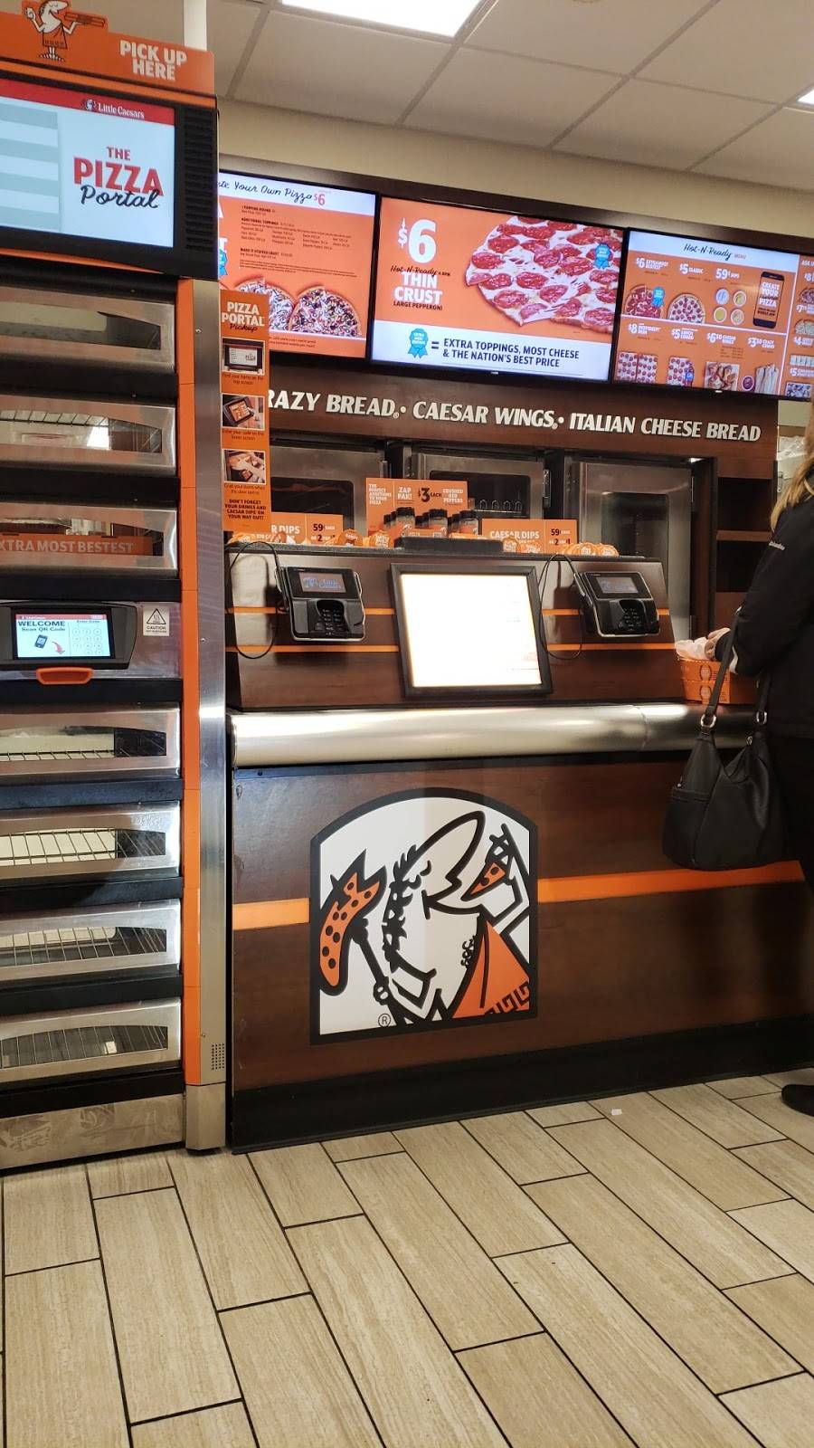 Little Caesars Pizza | meal takeaway | 3871 S 27th St, Milwaukee, WI 53221, USA | 2624091494 OR +1 262-409-1494