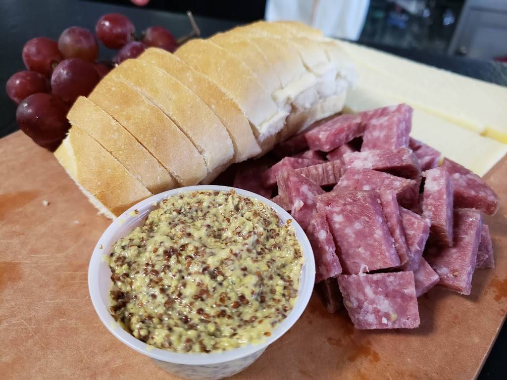 Wine Harvest | restaurant | 114 Market St, Gaithersburg, MD 20878, USA | 3018694008 OR +1 301-869-4008