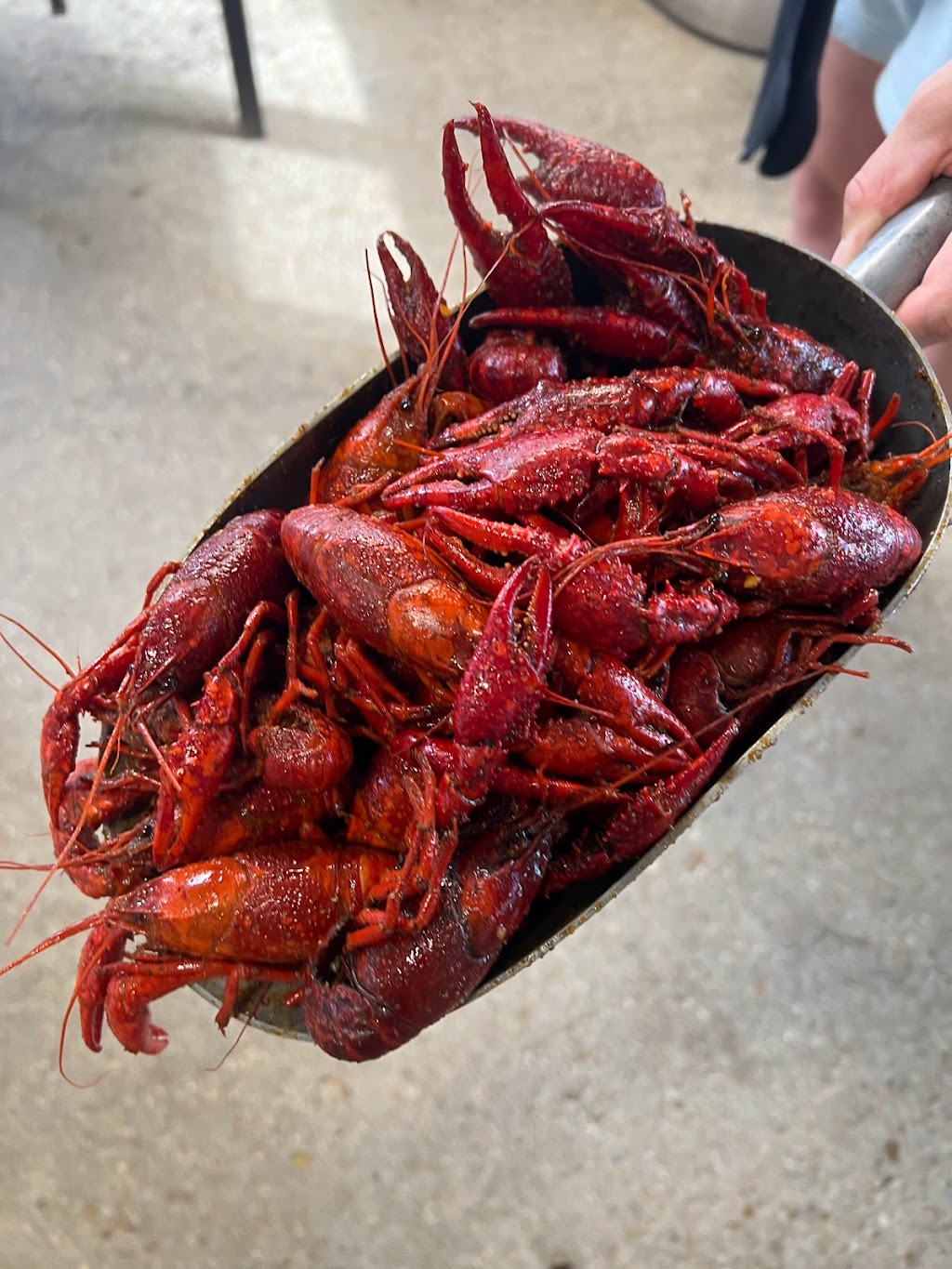 Pinch-N-Peel crawfish Drive-Thru | restaurant | 8475 Magnolia Blvd, Denham Springs, LA 70726, USA | 3375738549 OR +1 337-573-8549