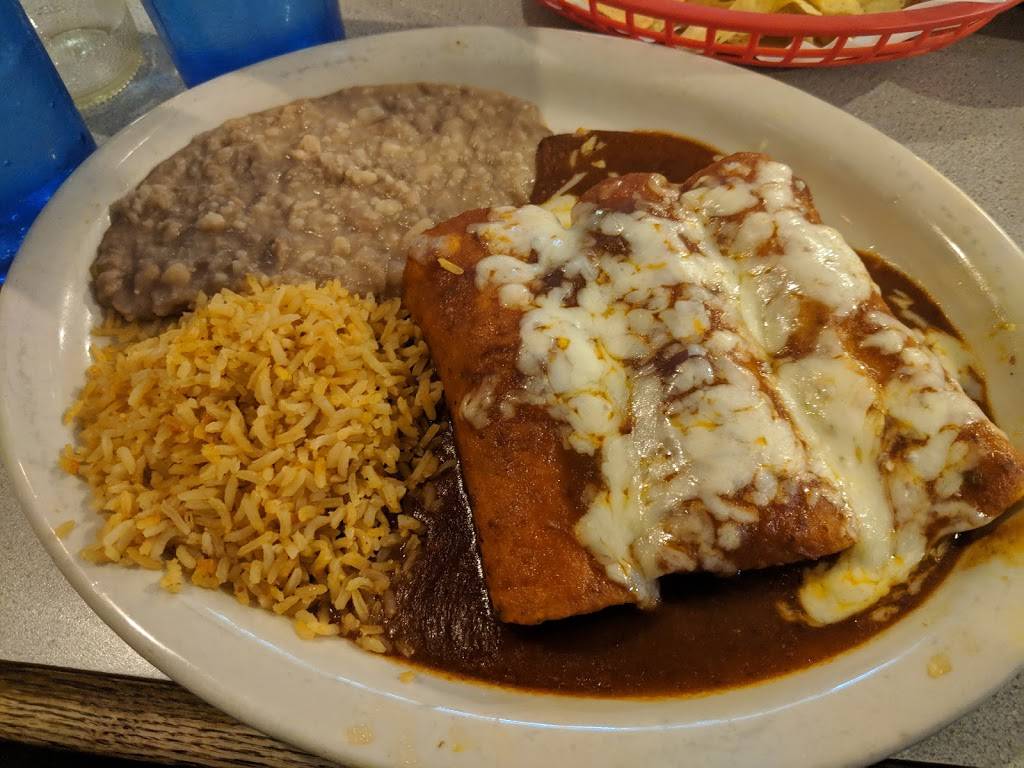 Cafe Hornitos | restaurant | 3704 I-35, Austin, TX 78705, USA | 5125244195 OR +1 512-524-4195