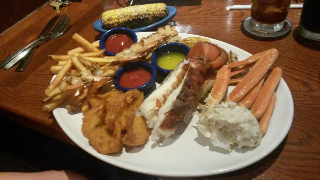 Red Lobster | restaurant | 701 Spring Hill Ring Rd, West Dundee, IL 60118, USA | 8474280820 OR +1 847-428-0820